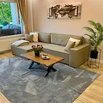 Bergliebe 5 Mit Grosser Terrasse, Tiefgarage & Lift Διαμέρισμα