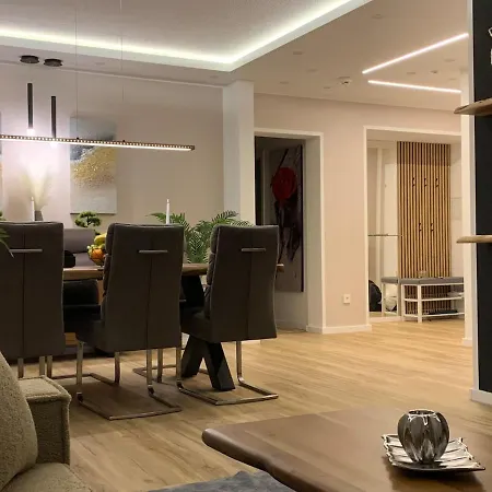 Bergliebe 5 Mit Grosser Terrasse, Tiefgarage & Lift Διαμέρισμα