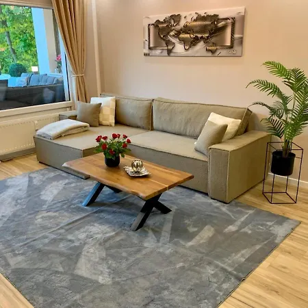 Bergliebe 5 Mit Grosser Terrasse, Tiefgarage & Lift Lejlighed